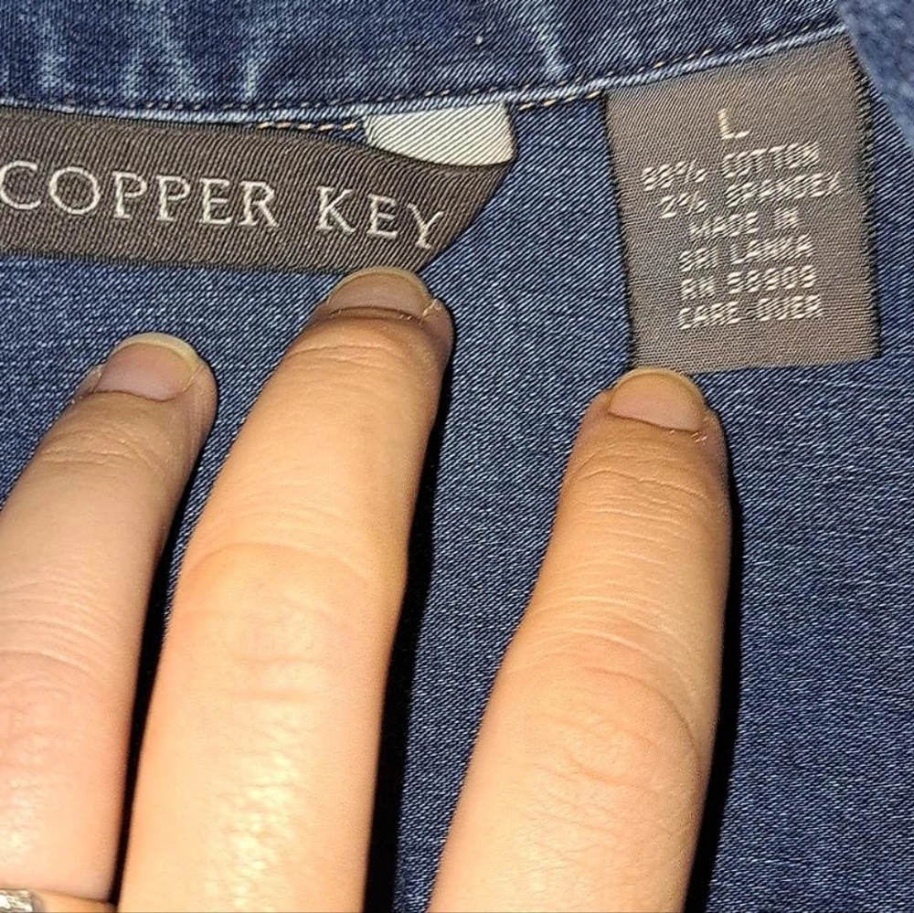Trendy jean top - Picture 3 of 6